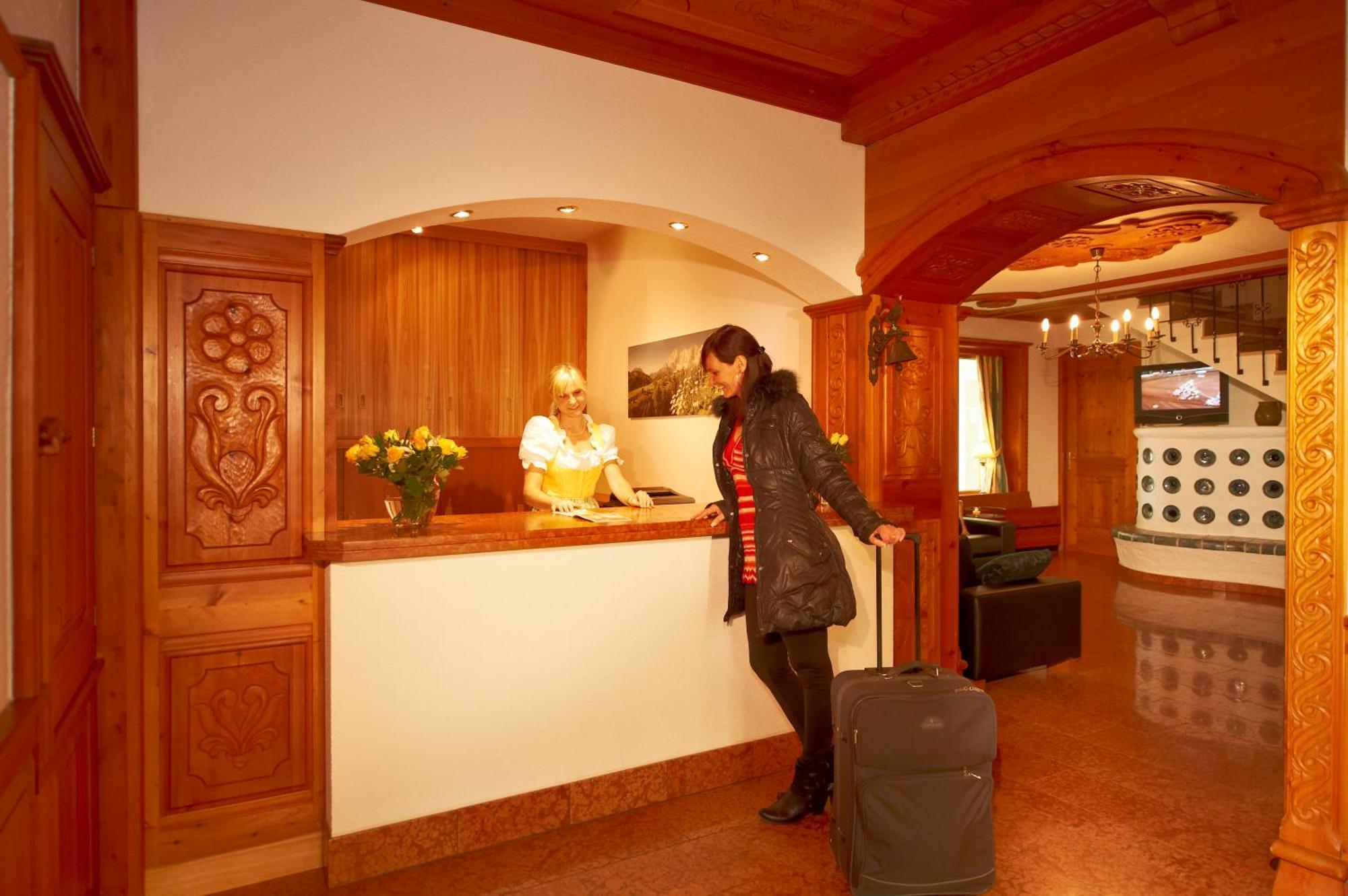 Hotel Martin 람자우 암 다흐스타인 외부 사진