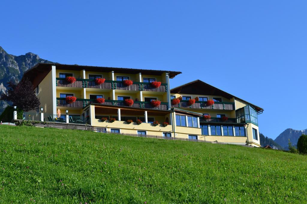 Hotel Martin 람자우 암 다흐스타인 외부 사진